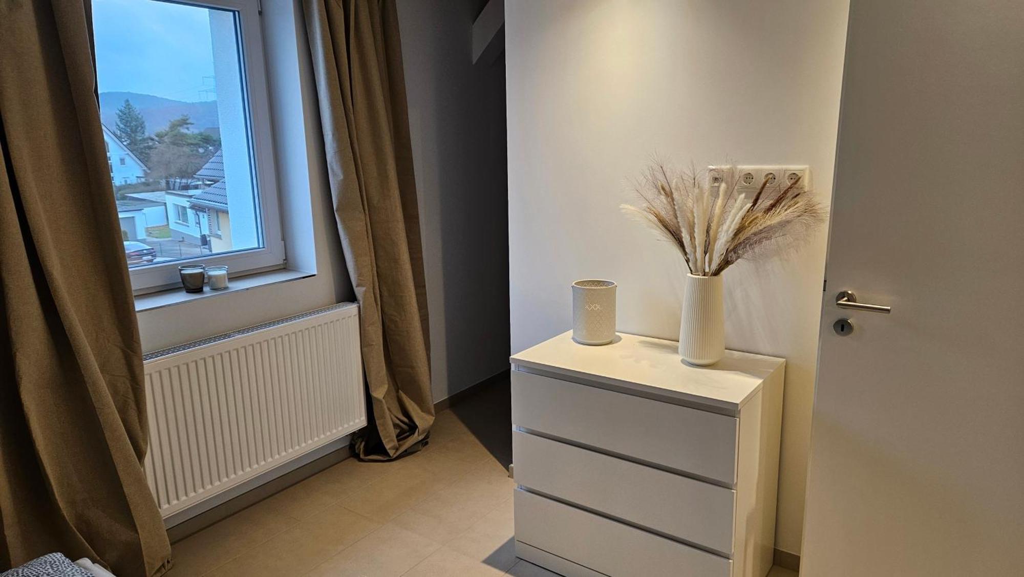 Ferienwohnung As 5 One & Two Bamberg - Modern In Ruhiger Lager Mit Balkon Hallstadt Extérieur photo